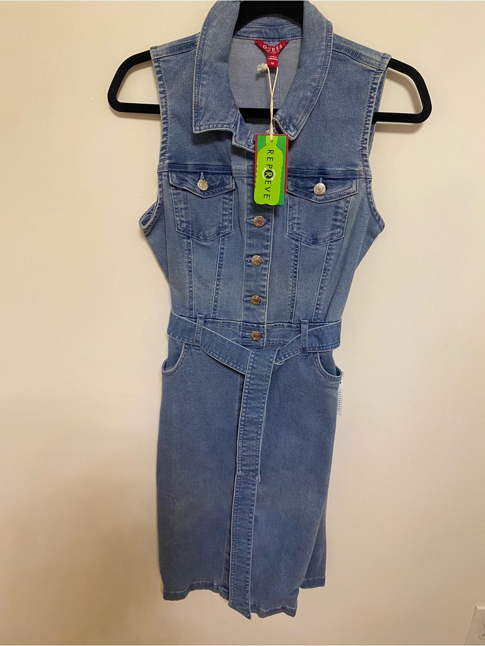 GUESS Sleeveless Light Wash Denim Shirt Dress w/ Belt | Medium | NWT